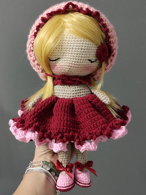 Кукла Марина
