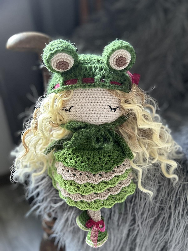 Annie doll