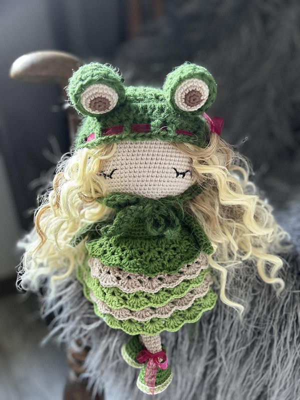 Annie doll